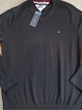 Tommy Hilfiger Men's Black V-Neck Sweater with Signature Flag